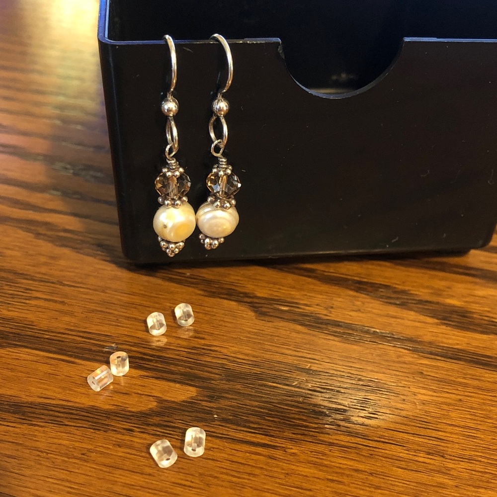 Chic Silver and Pearl Dangle Earrings